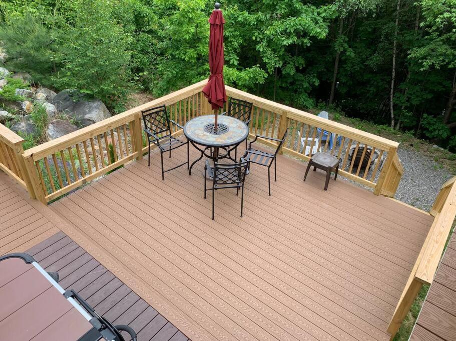 Fun & Fabulous Getaway Villa Gilford Exterior photo